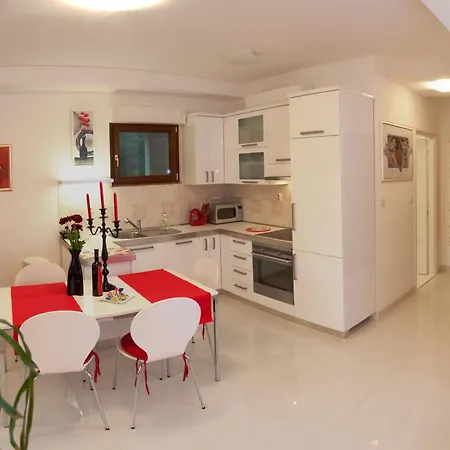 Apartment Anamaria *